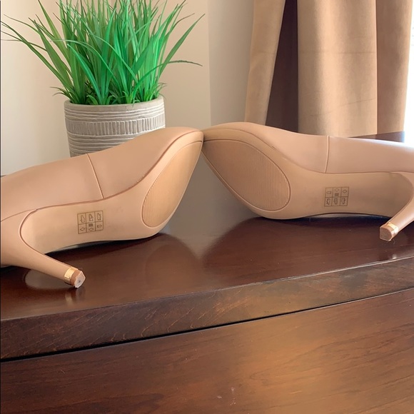 In Every Story Nude S 9W Shoes Bundle and Save 20% - Picture 5 of 7